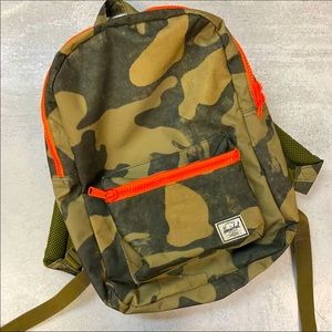 Herschel Supply Co. x Crewcuts || Camo Backpack